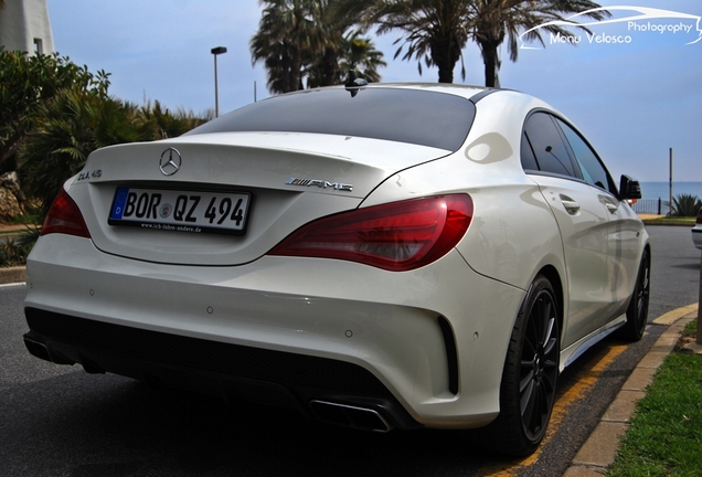 Mercedes-Benz CLA 45 AMG C117