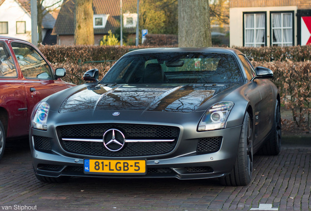 Mercedes-Benz SLS AMG GT Final Edition