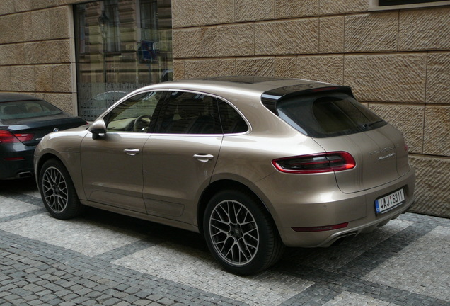 Porsche 95B Macan Turbo