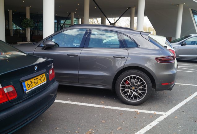 Porsche 95B Macan Turbo