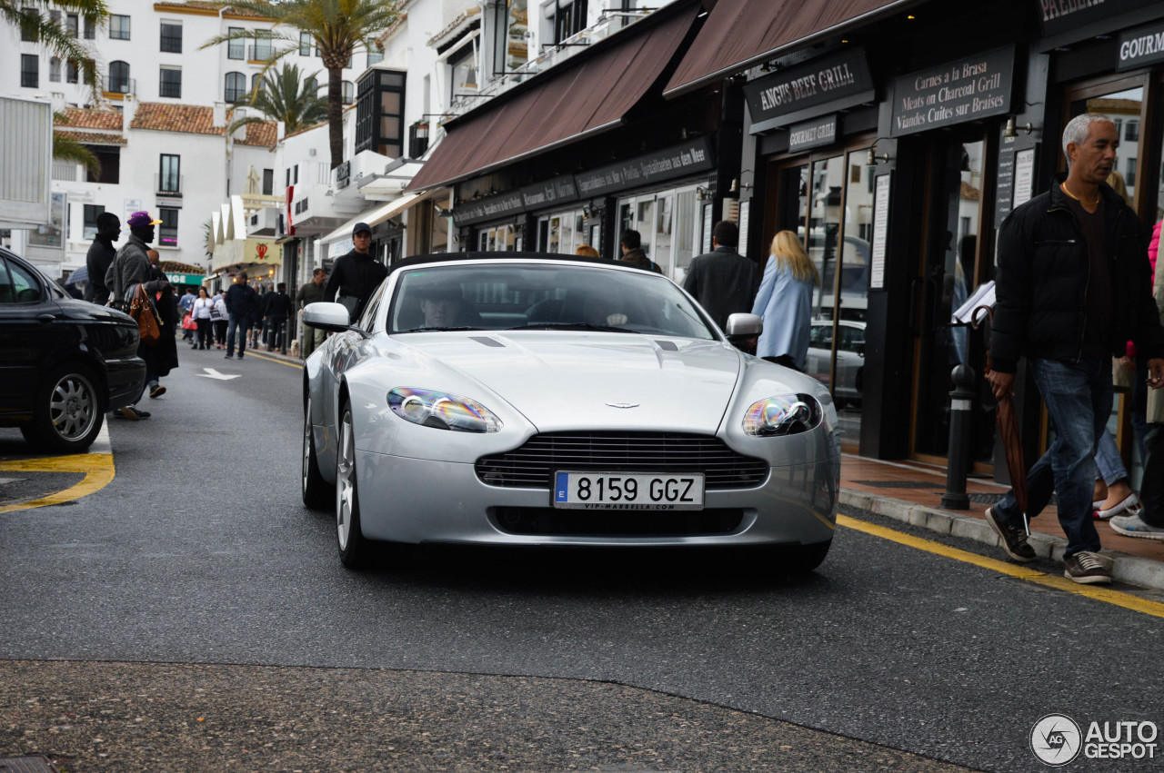 Aston Martin V8 Vantage Roadster