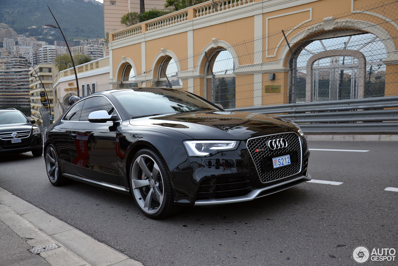 Audi RS5 B8 2012