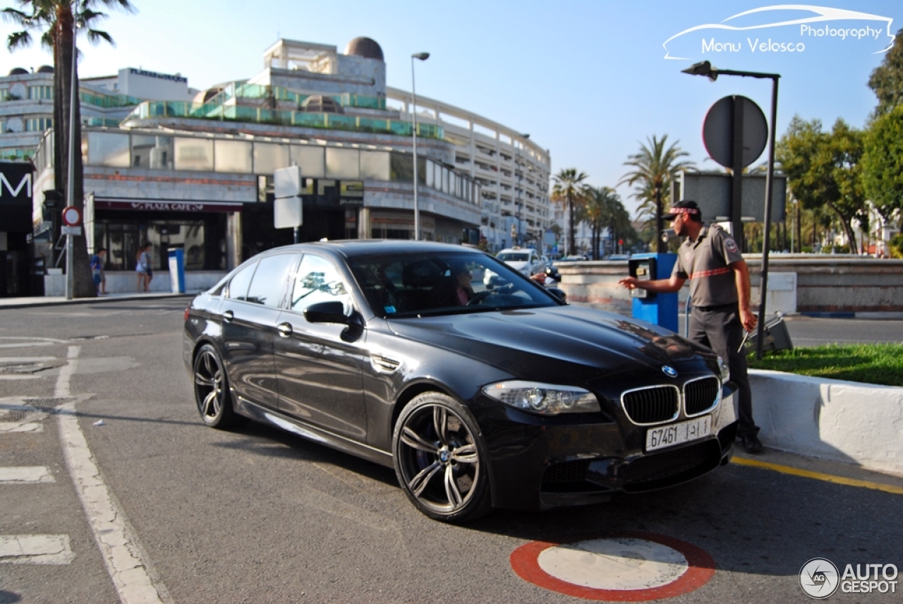 BMW M5 F10 2011