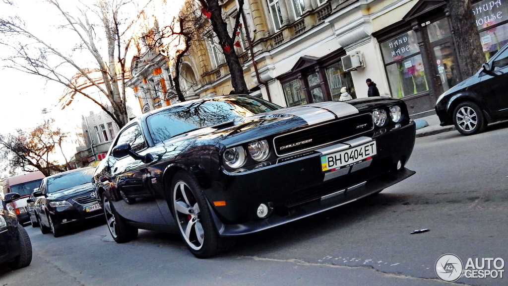 Dodge Challenger SRT-8 392