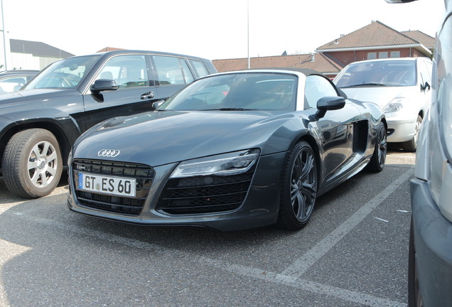 Audi R8 V10 Spyder 2013