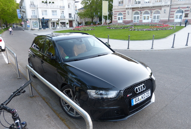 Audi RS4 Avant B8