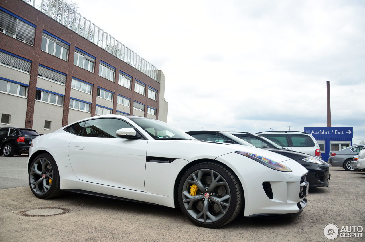 Jaguar F-TYPE R Coupé