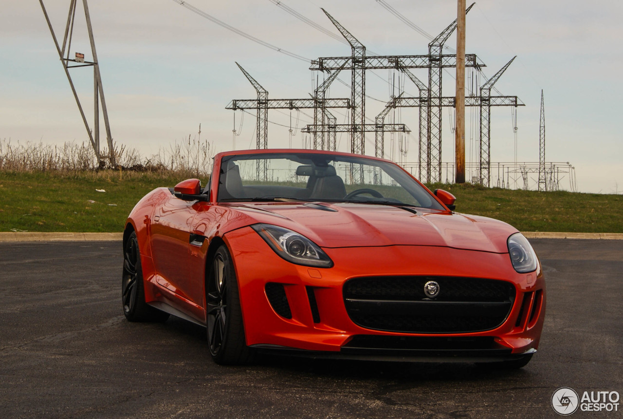 Jaguar F-TYPE S V8 Convertible