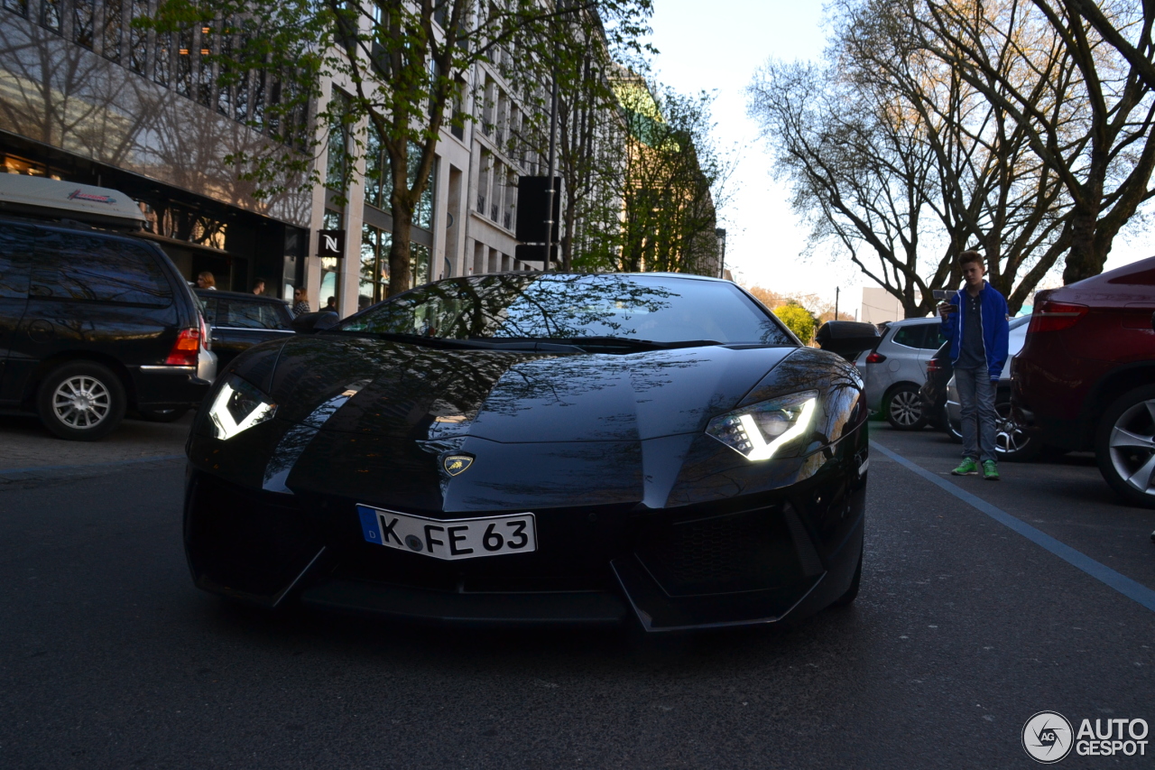 Lamborghini Aventador LP700-4 Roadster