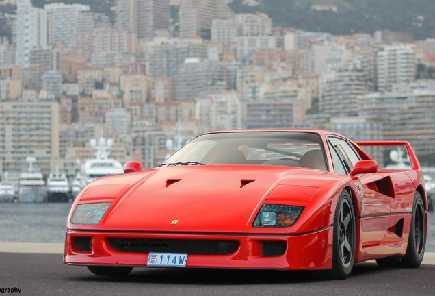 Ferrari F40