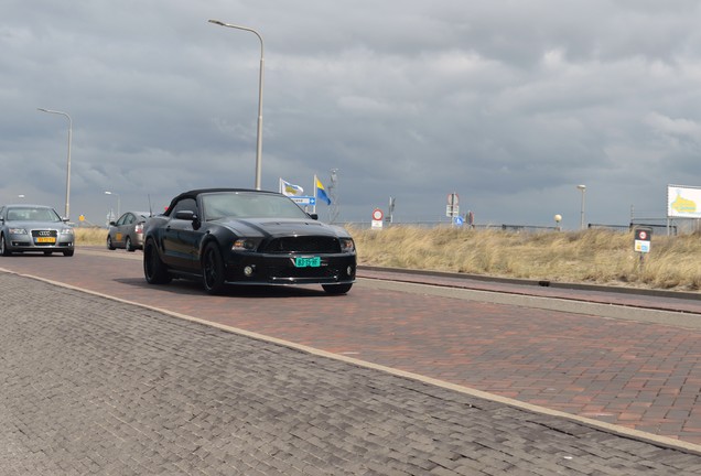 Ford Mustang Shelby GT500 Convertible 2010