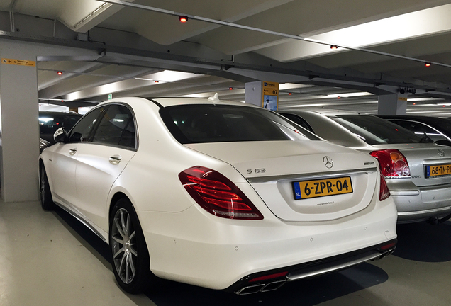 Mercedes-Benz S 63 AMG V222