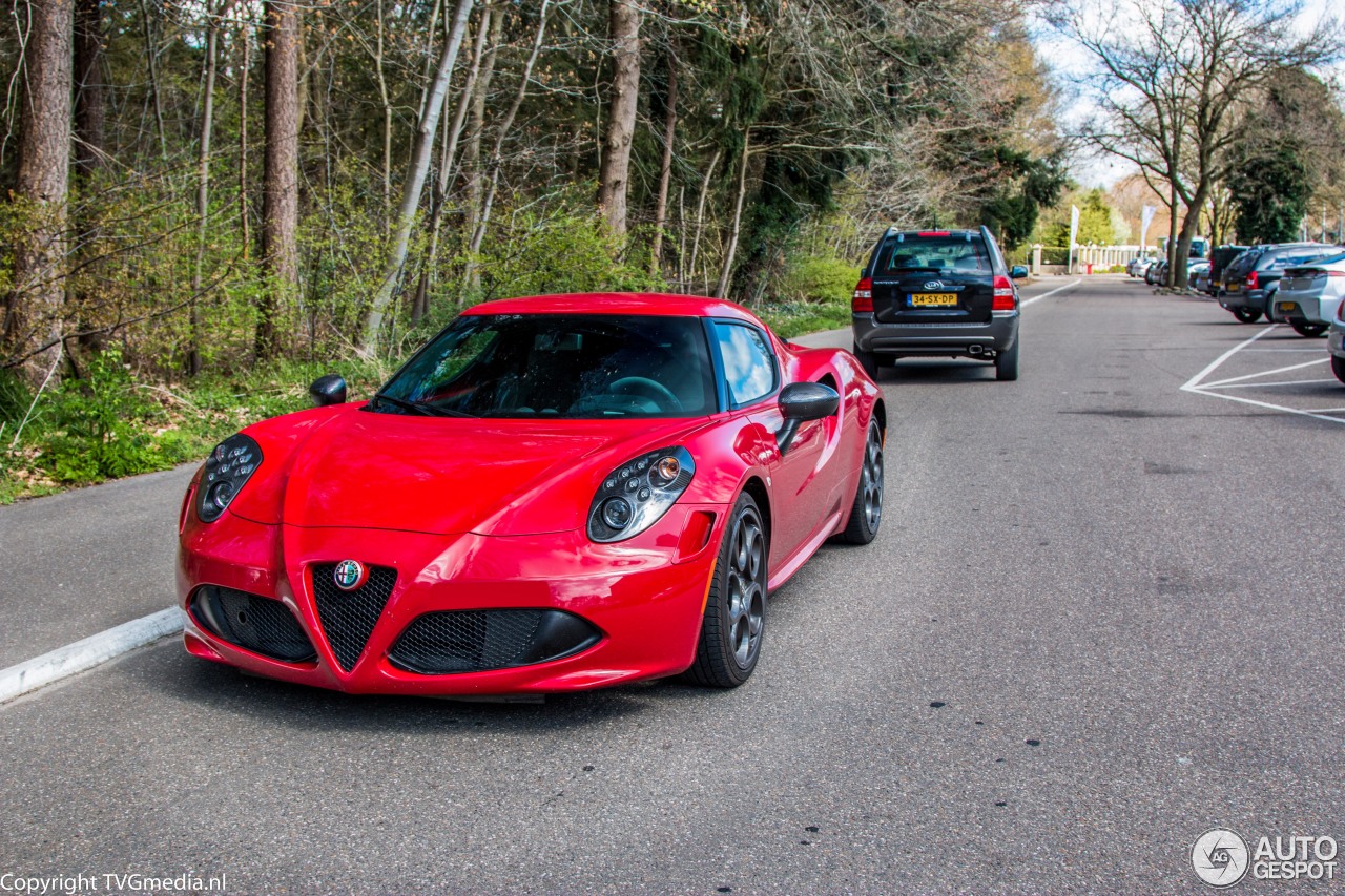 Alfa Romeo 4C Launch Edition