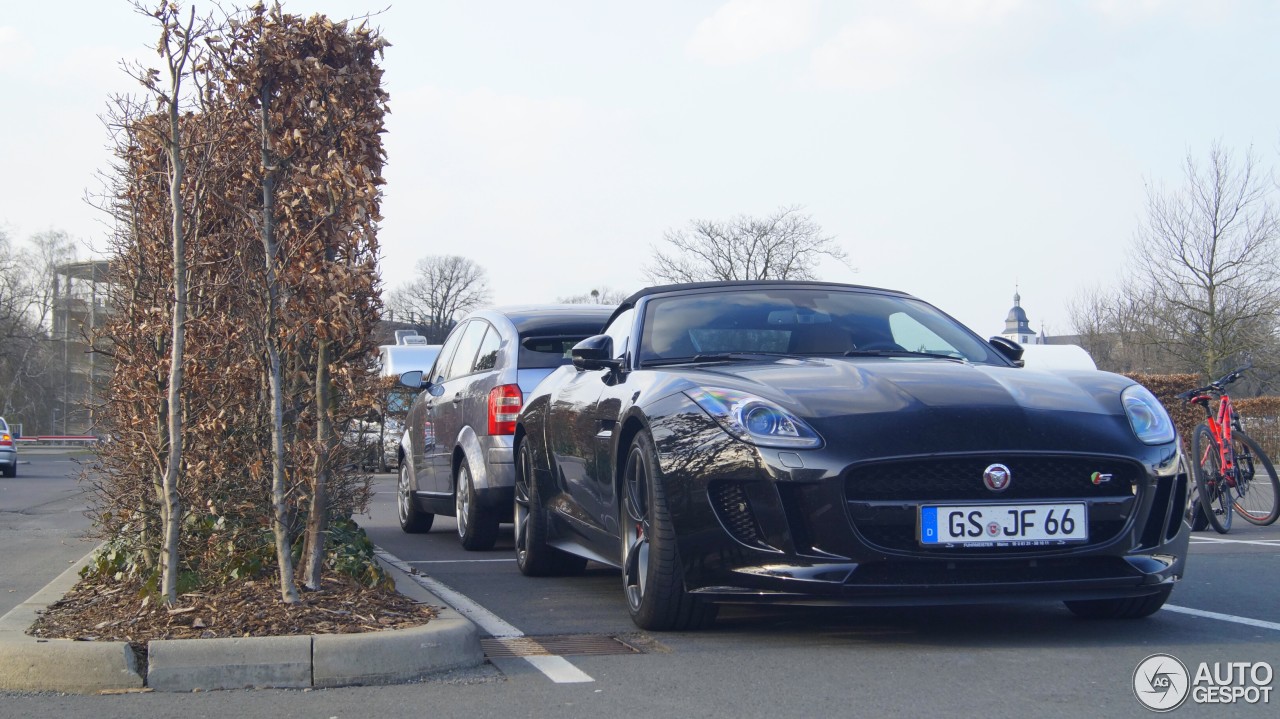 Jaguar F-TYPE S V8 Convertible