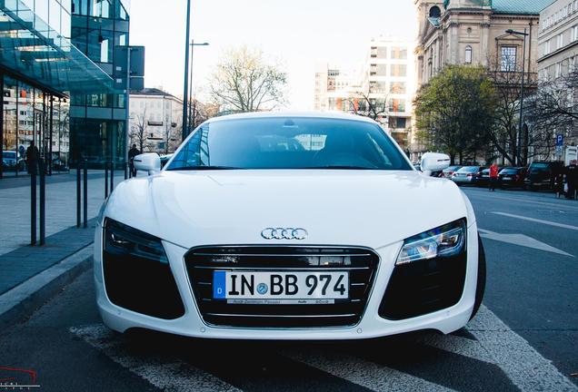 Audi R8 V10 2013