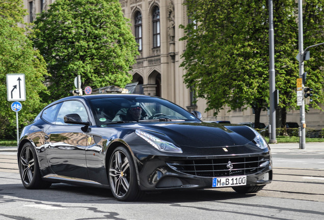 Ferrari FF