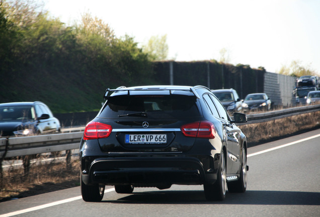 Mercedes-Benz GLA 45 AMG X156