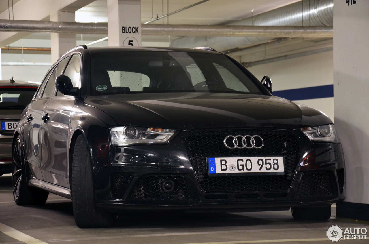 Audi RS4 Avant B8