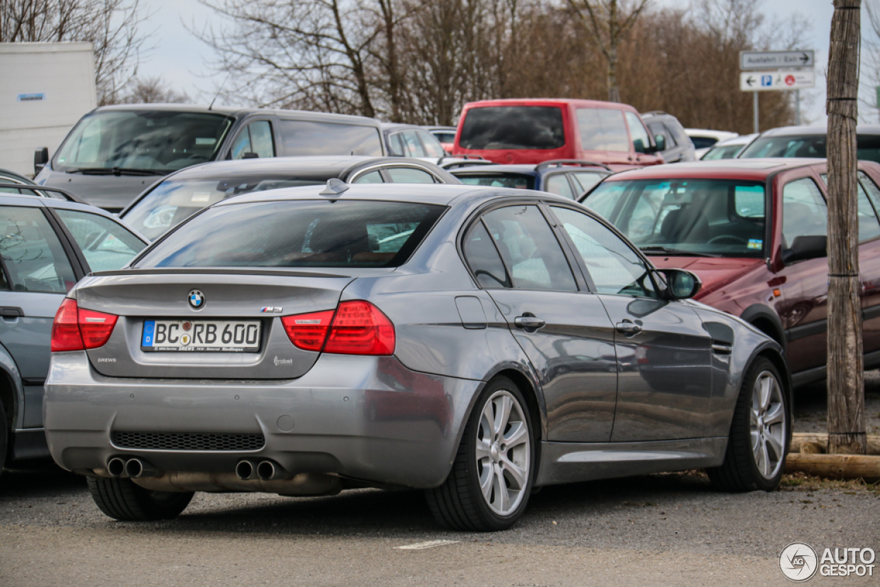 BMW M3 E90 Sedan 2009