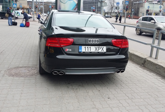 Audi S8 D4