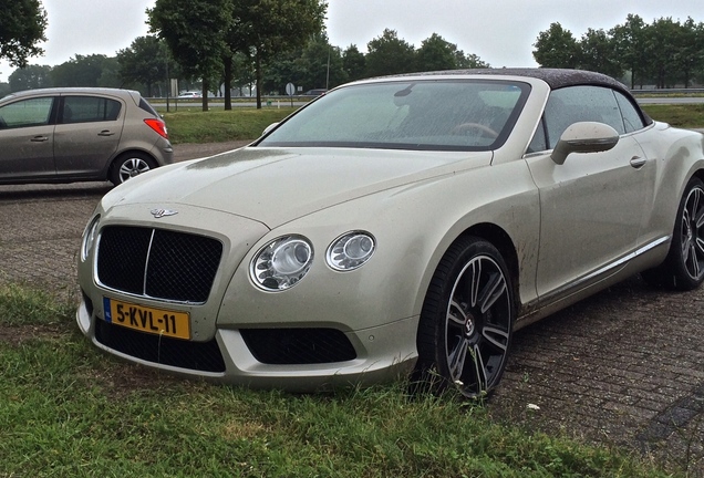 Bentley Continental GTC V8