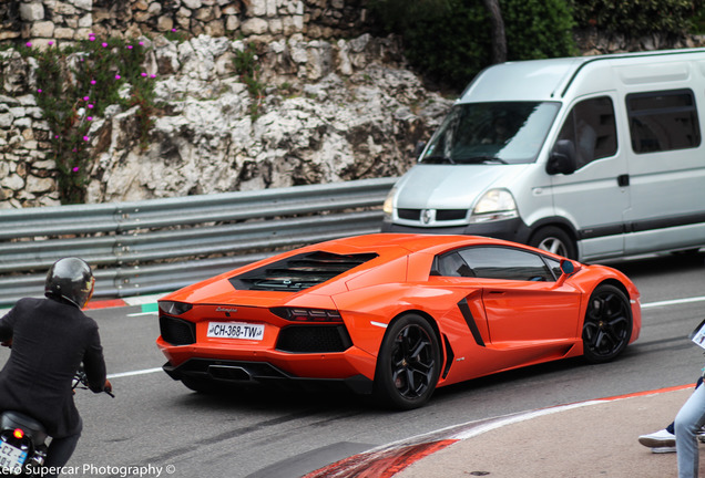 Lamborghini Aventador LP700-4