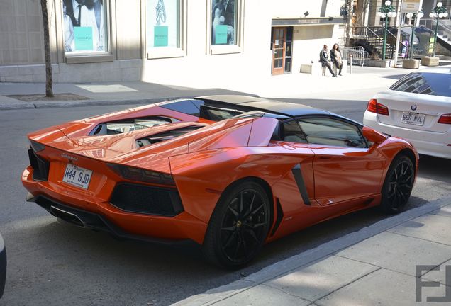 Lamborghini Aventador LP700-4 Roadster