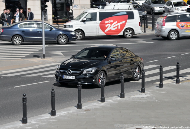 Mercedes-Benz CLA 45 AMG C117