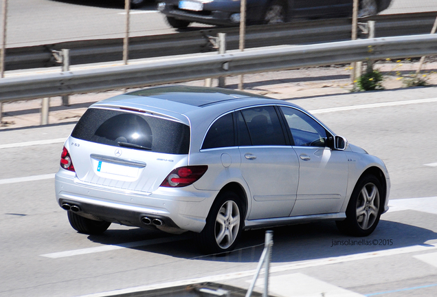 Mercedes-Benz R 63 AMG