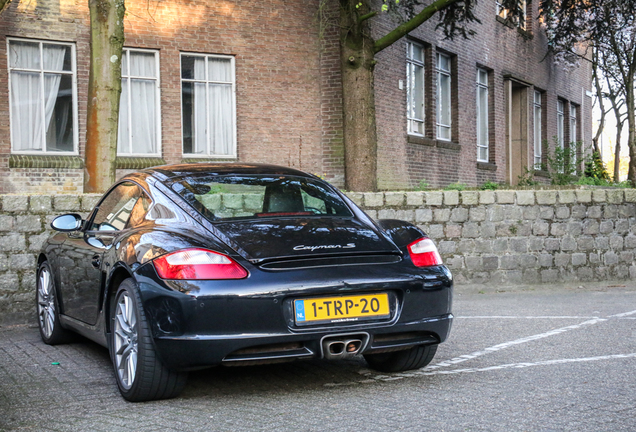 Porsche 987 Cayman S