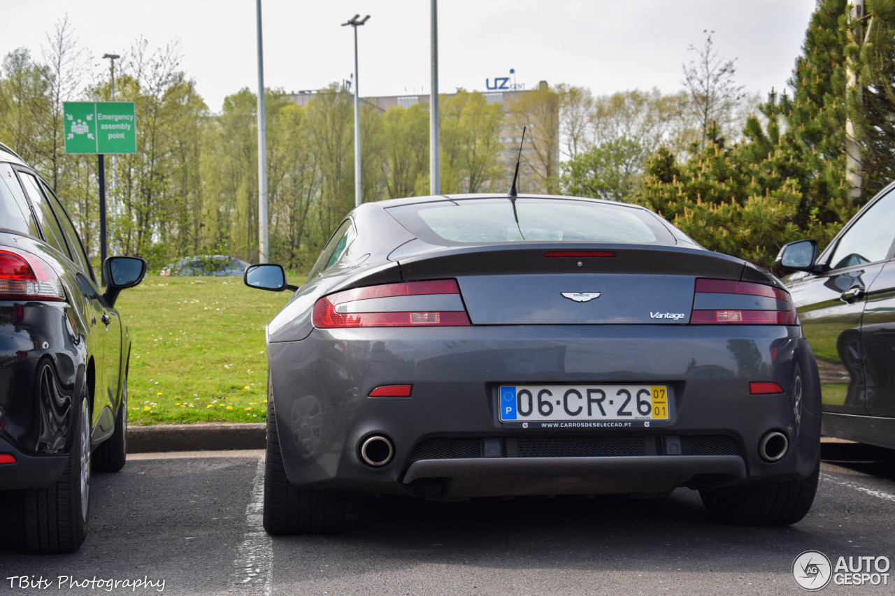 Aston Martin V8 Vantage