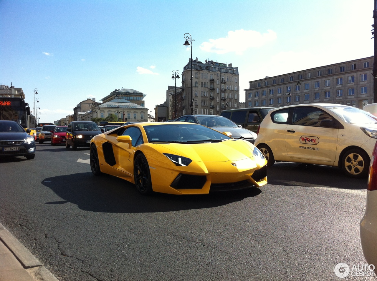 Lamborghini Aventador LP700-4