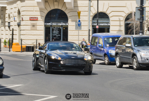 Aston Martin DBS Volante