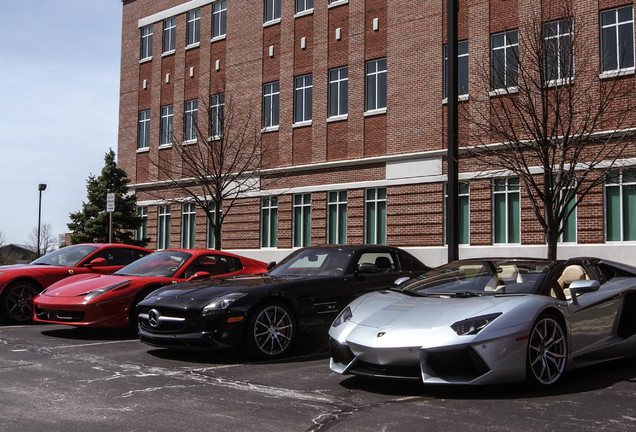 Lamborghini Aventador LP700-4 Roadster