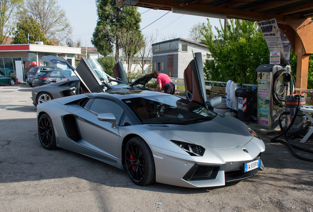 Lamborghini Aventador LP700-4 Roadster