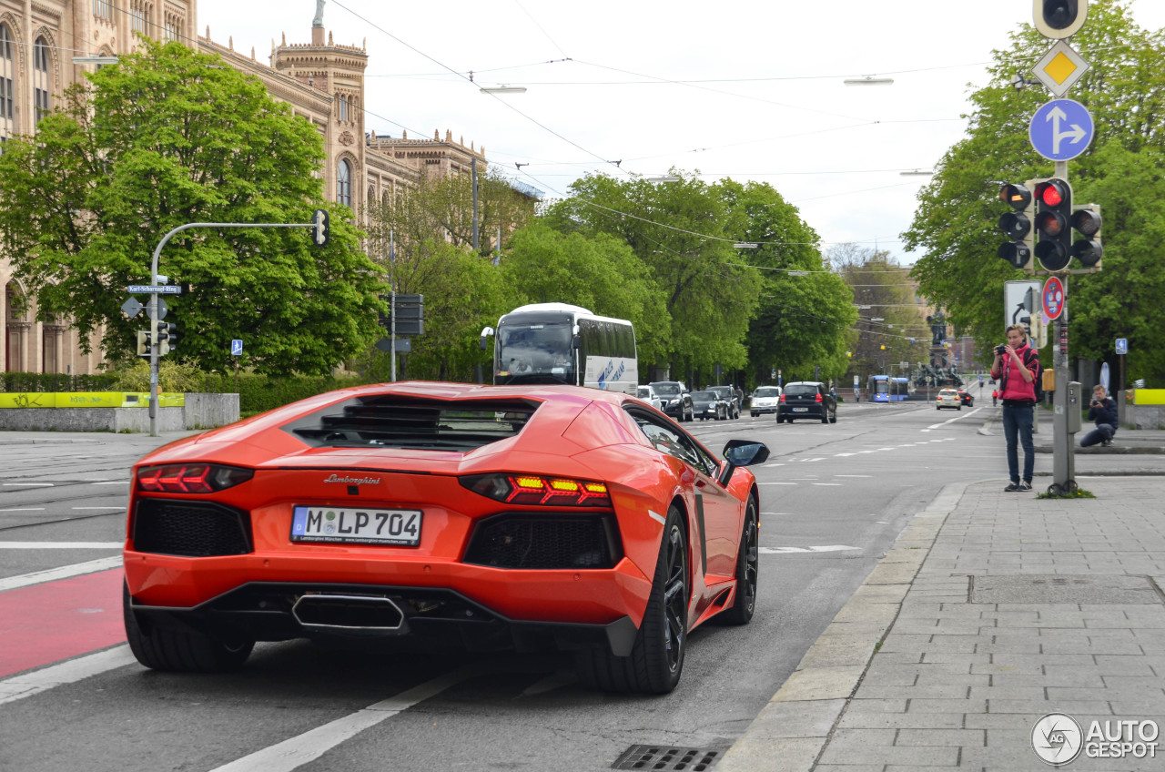 Lamborghini Aventador LP700-4