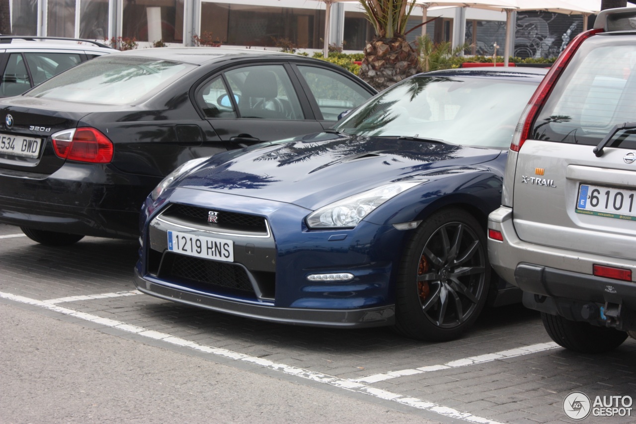 Nissan GT-R 2013