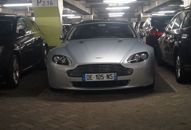 Aston Martin V8 Vantage Roadster