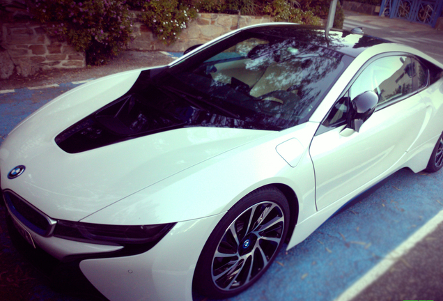 BMW i8