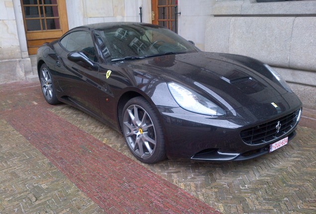 Ferrari California