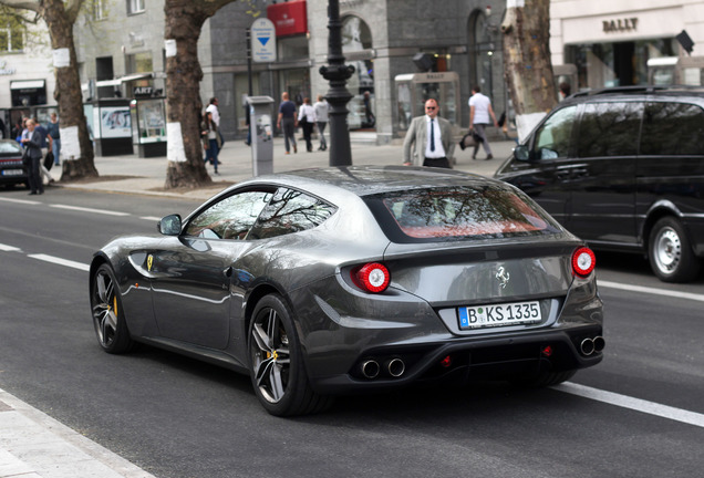 Ferrari FF