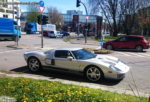 Ford GT