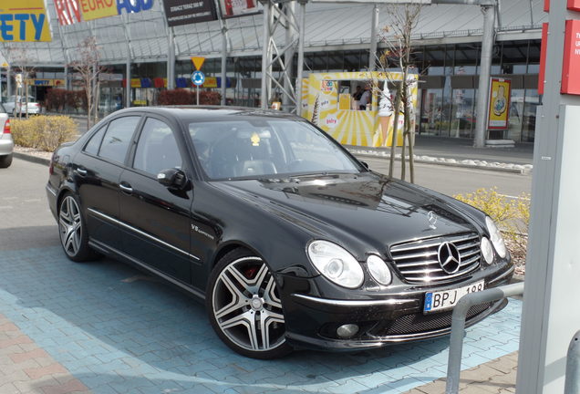 Mercedes-Benz E 55 AMG