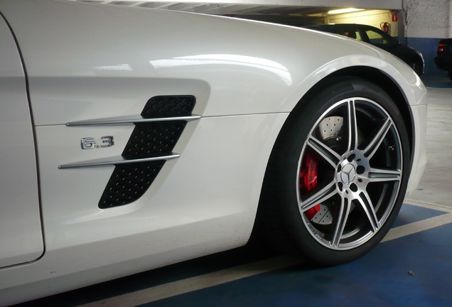 Mercedes-Benz SLS AMG Roadster