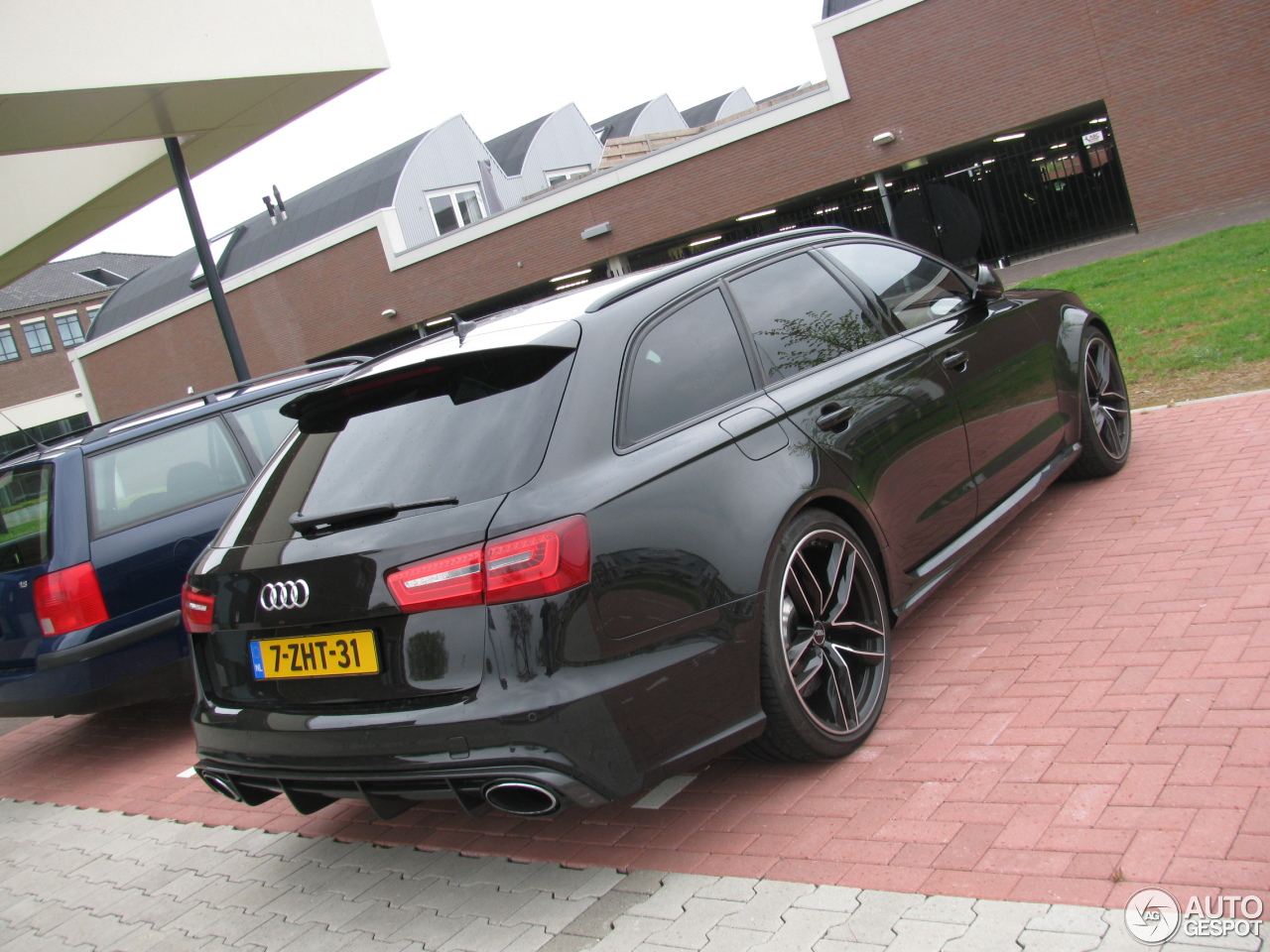 Audi RS6 Avant C7