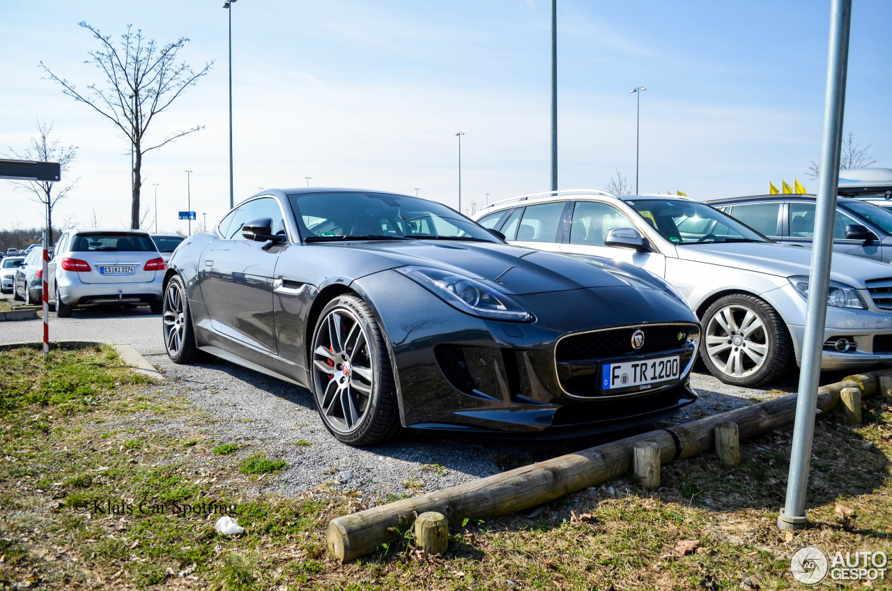 Jaguar F-TYPE R Coupé