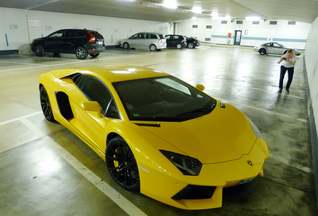 Lamborghini Aventador LP700-4