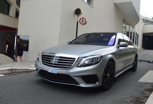 Mercedes-Benz S 63 AMG V222