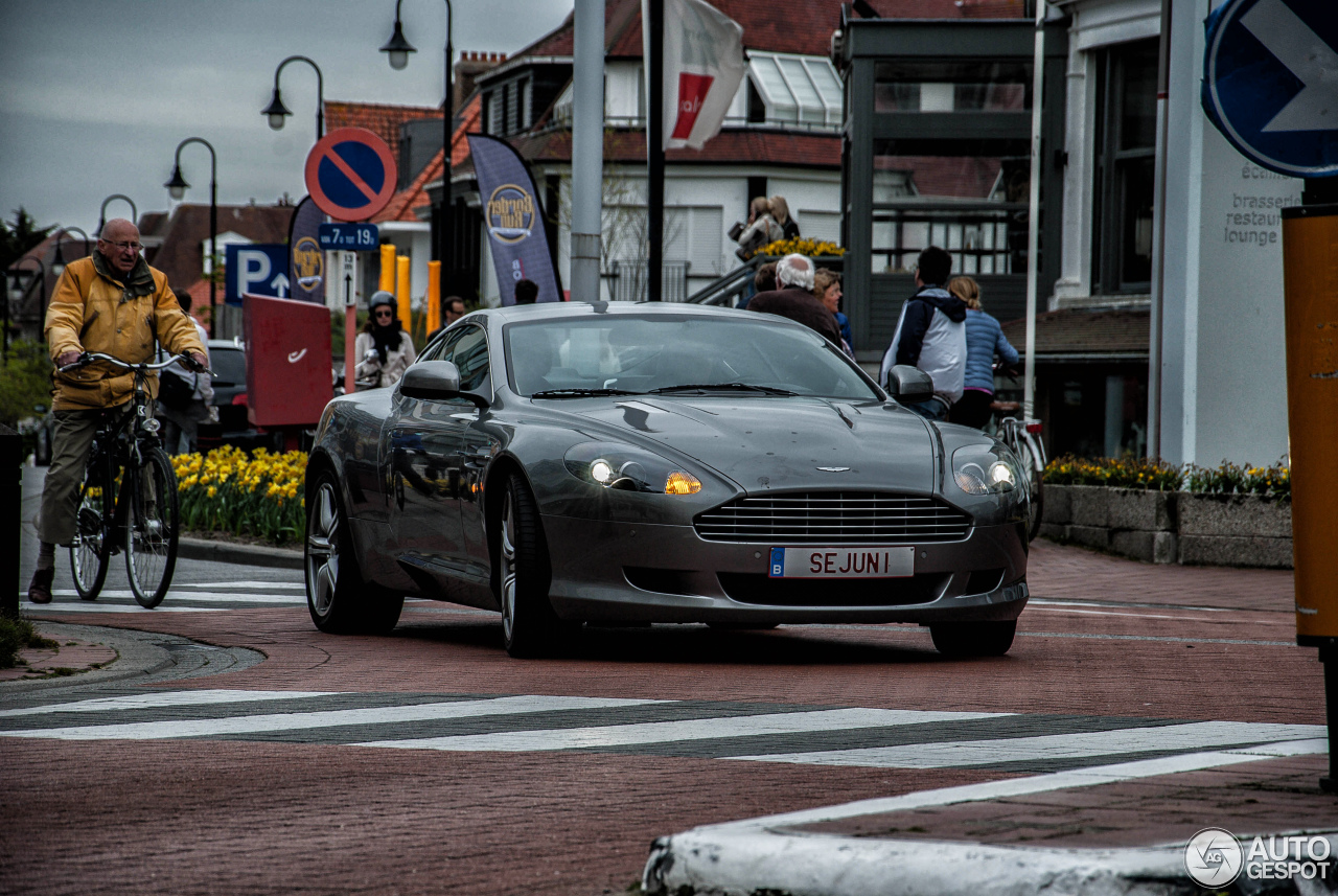 Aston Martin DB9