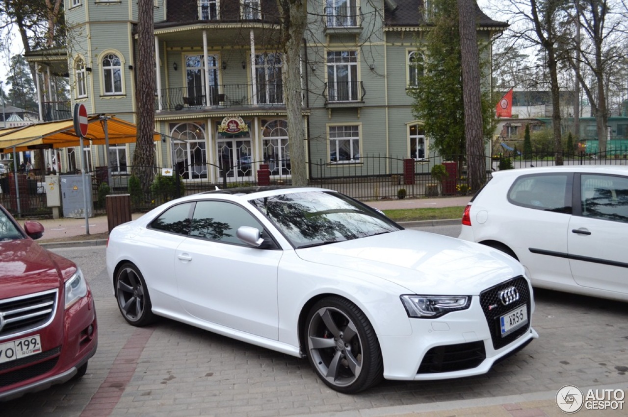 Audi RS5 B8 2012